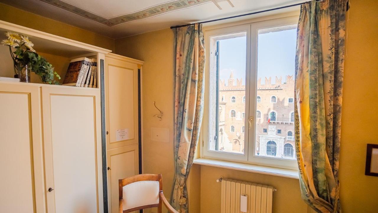 Domus Nova Palace - Italian Homing Verona Exterior foto